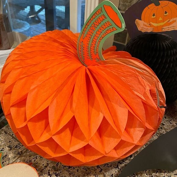 Halloween Honeycomb Vintage Cutouts Lot - Picture 5 of 16